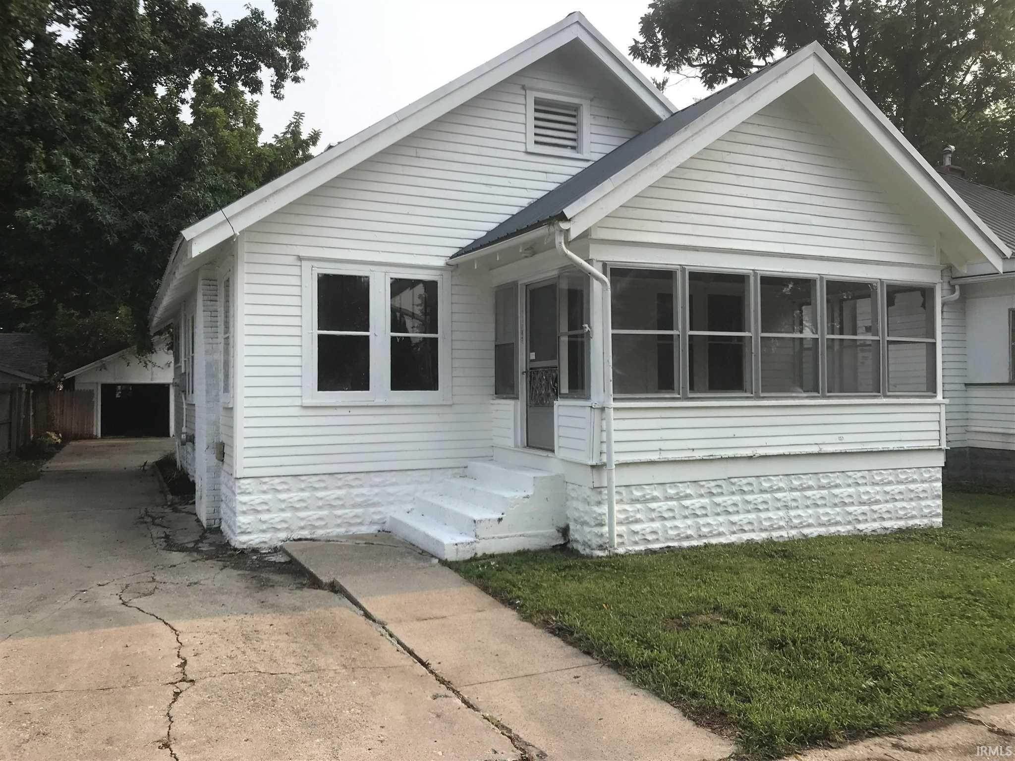 Single Family Homes for Sale at 1804 Jefferson Street Lawrenceville, Illinois 62439 United States