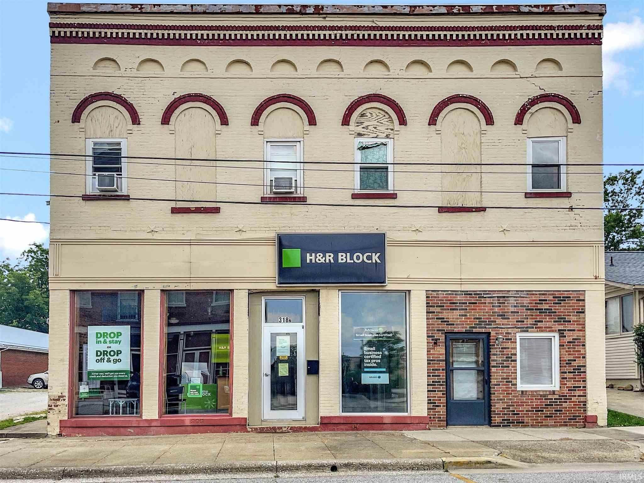 Commercial for Sale at 318 N Geiger Street Huntingburg, Indiana 47542 United States