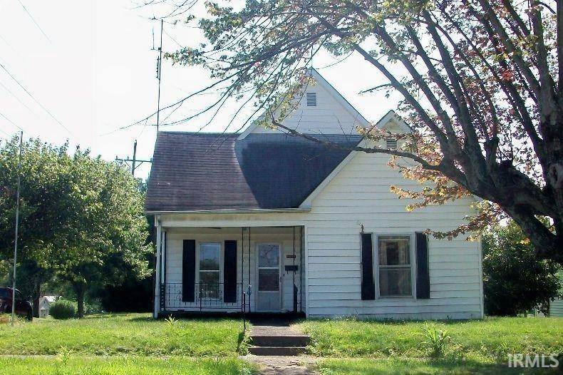 Single Family Homes for Sale at 1089 E Vincennes Street Linton, Indiana 47441 United States