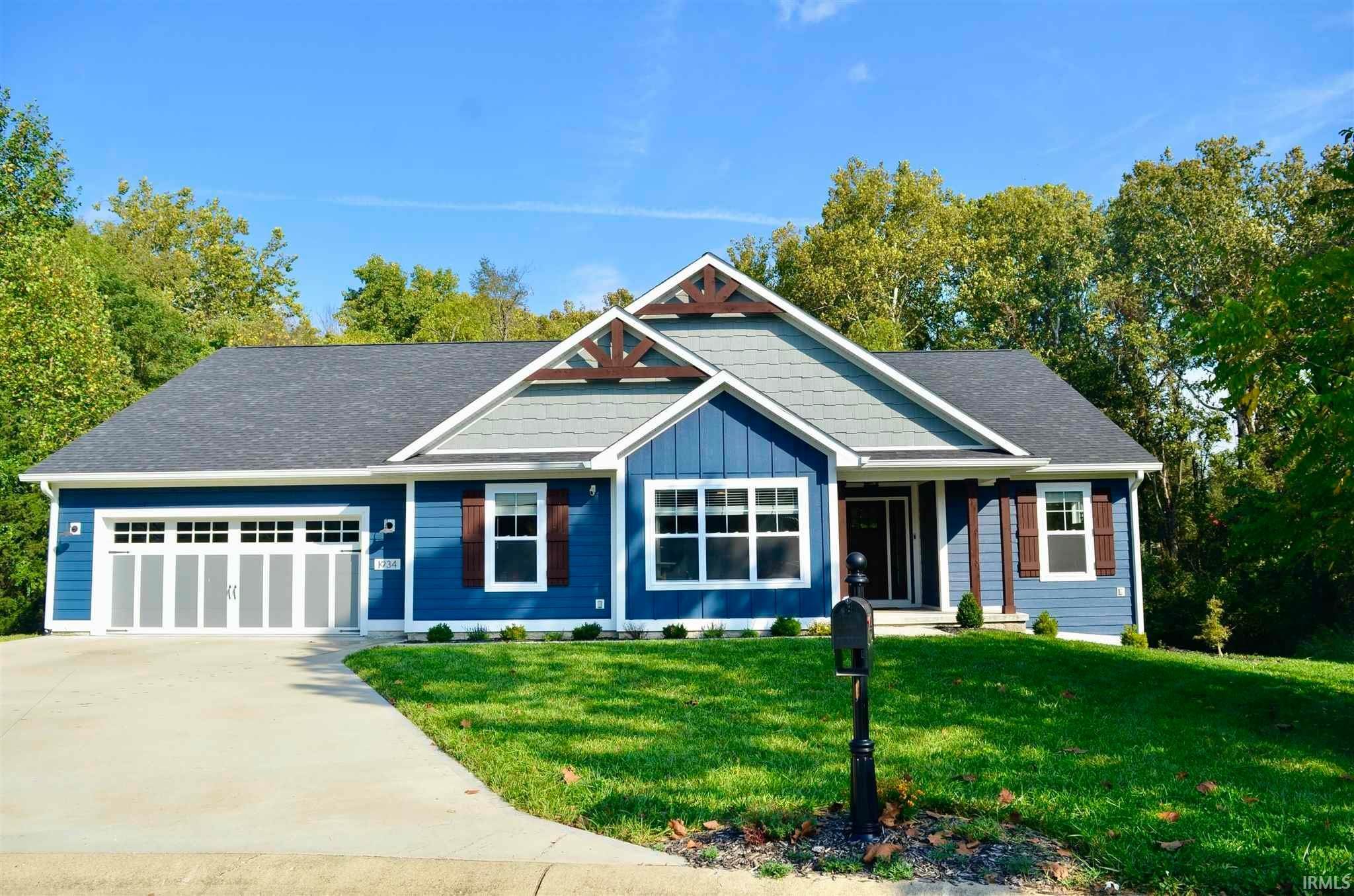 Single Family Homes 为 销售 在 1934 N Cornerstone Way Ellettsville, 印第安纳州 47429 美国