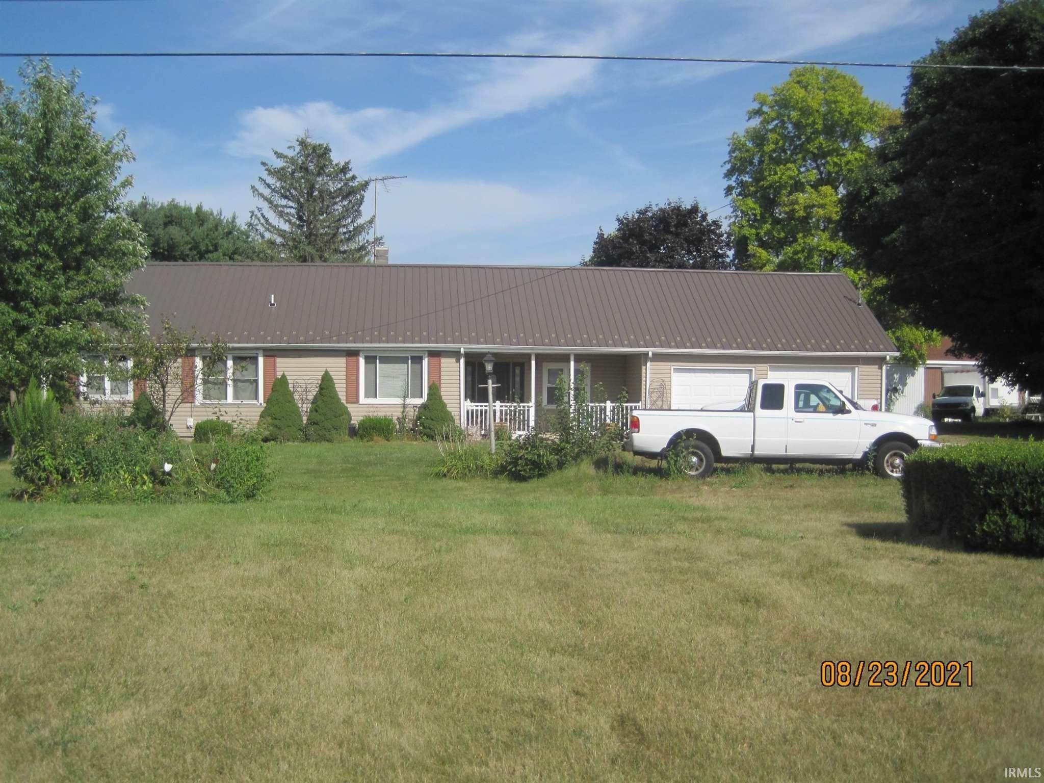 Single Family Homes por un Venta en 8298 N SR 9 N Alexandria, Indiana 46001 Estados Unidos