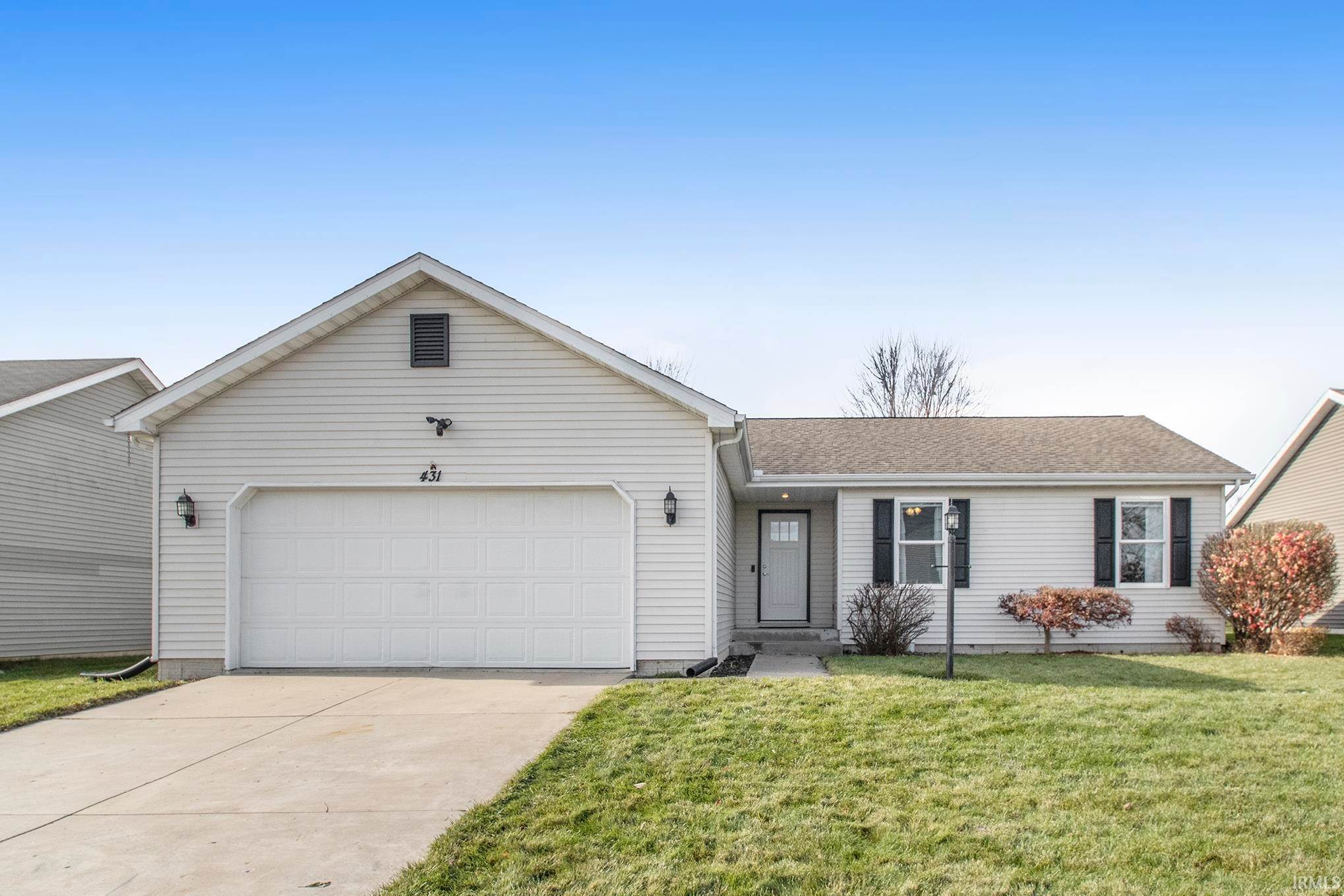Single Family Homes for Sale at 431 Shepherds Way Osceola, Indiana 46561 United States