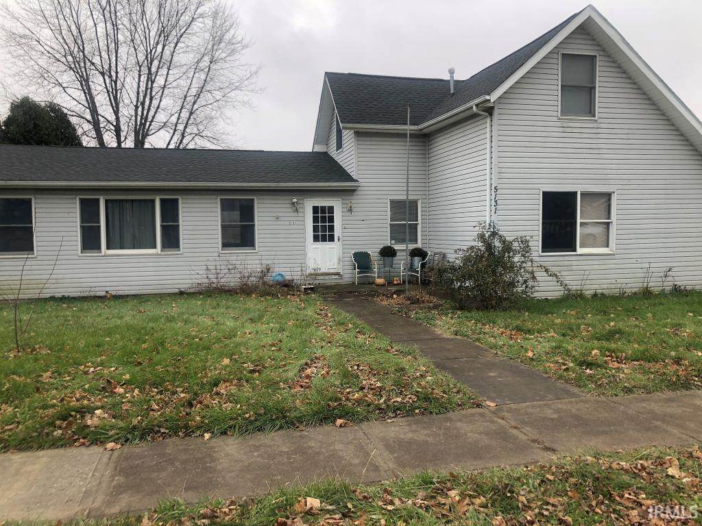 Single Family Homes for Sale at 5131 E US Highway 40 Highway Straughn, Indiana 47387 United States