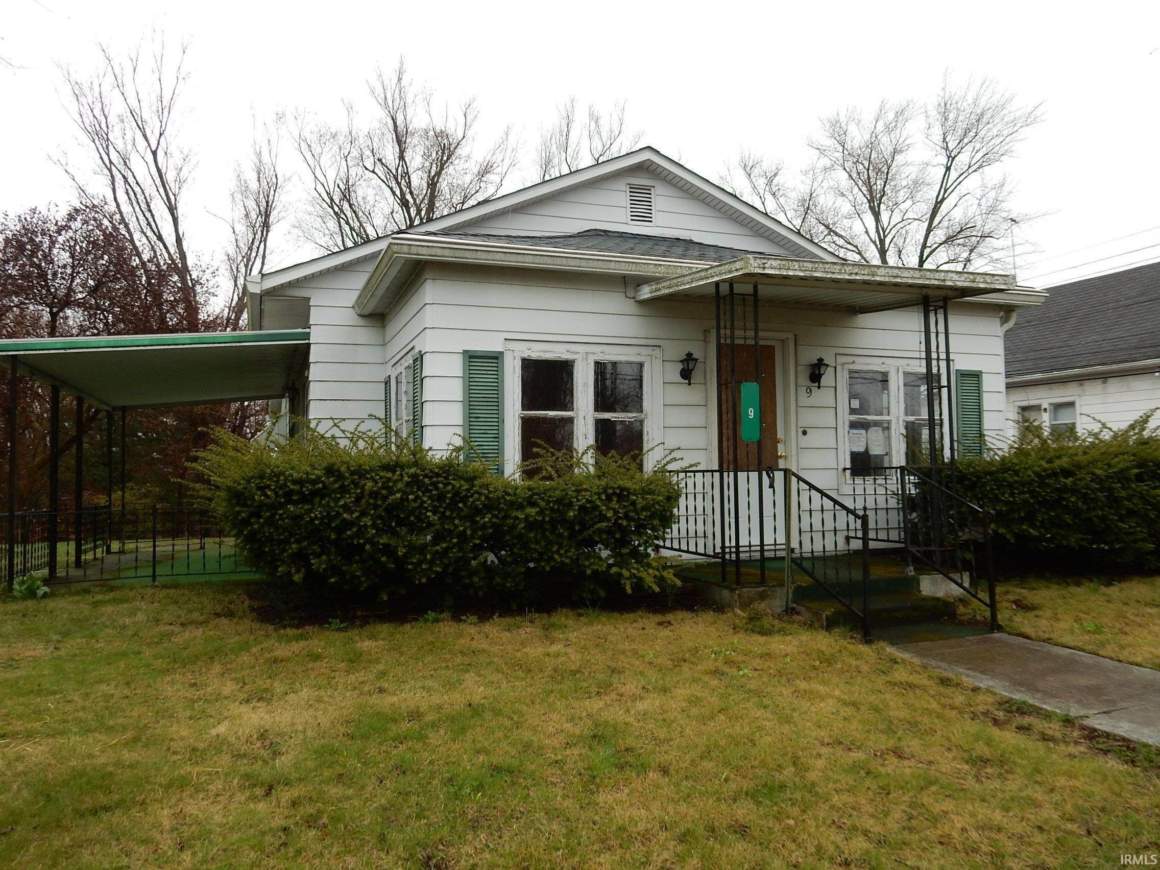Single Family Homes por un Venta en 9 W Garfield Street Gosport, Indiana 47433 Estados Unidos