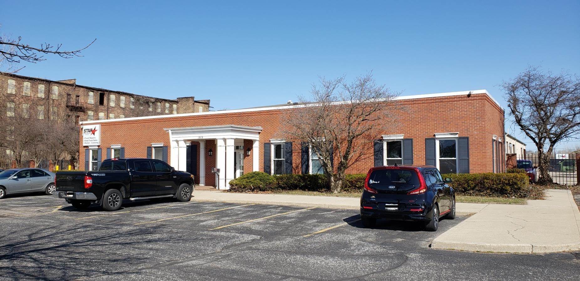 Comm / Ind Lease at 1919 W Western Avenue South Bend, Indiana 46619 United States