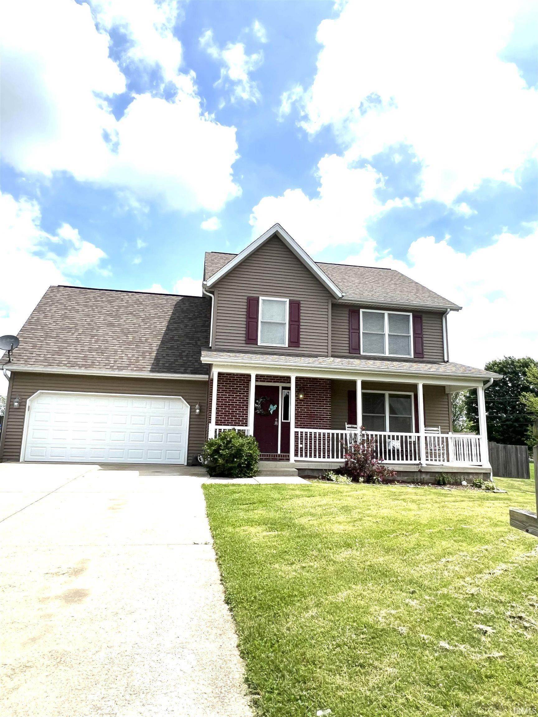 Single Family Homes для того Продажа на 7104 W Capstone Circle Ellettsville, Индиана 47404 Соединенные Штаты