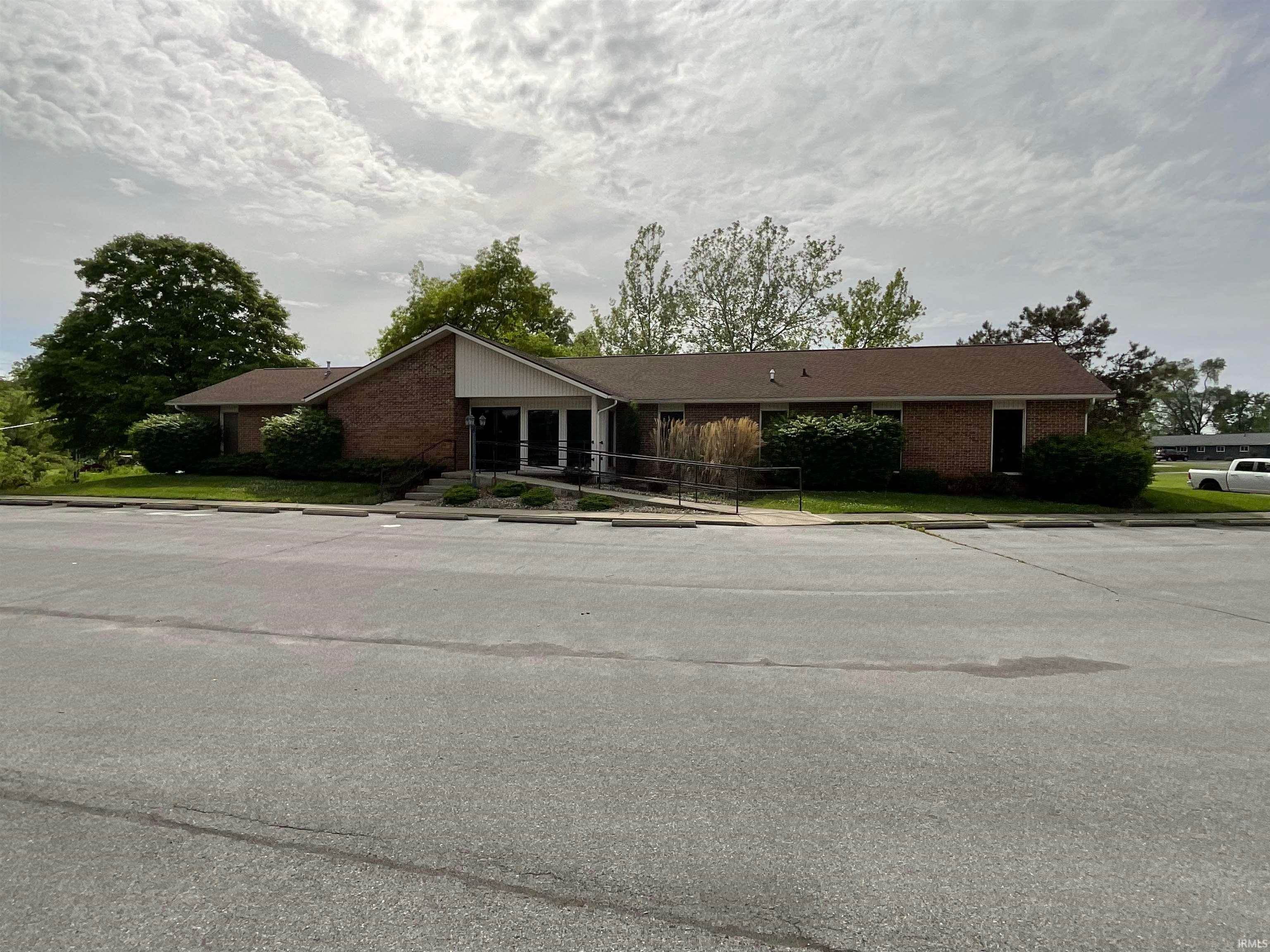 Comm / Ind Lease at 618 Professional Park Drive New Haven, Indiana 46774 United States