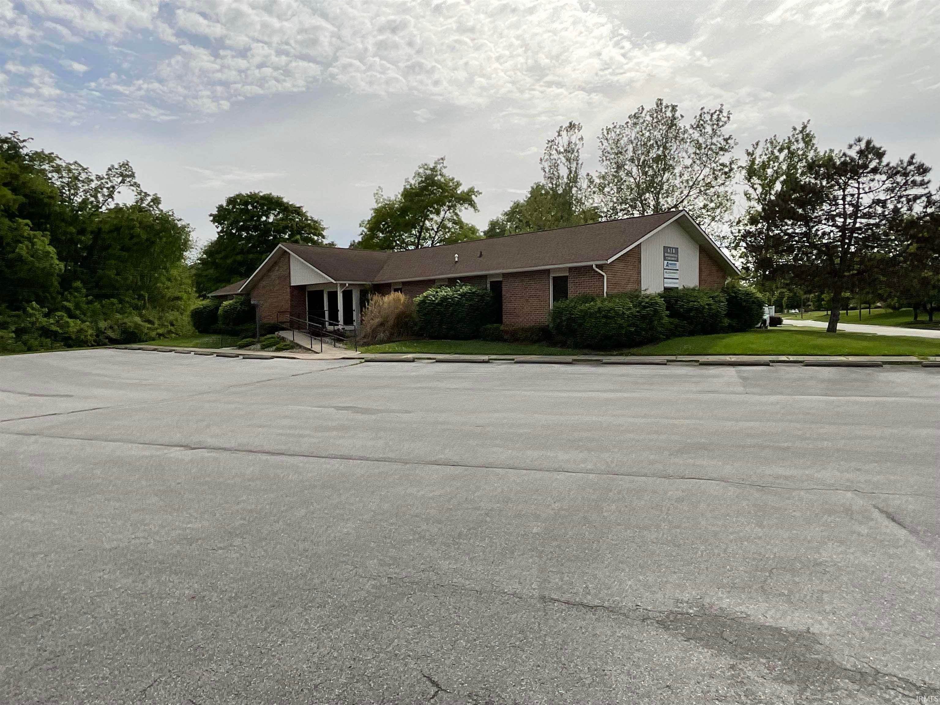 Comm / Ind Lease at 618 Professional Park Drive New Haven, Indiana 46774 United States
