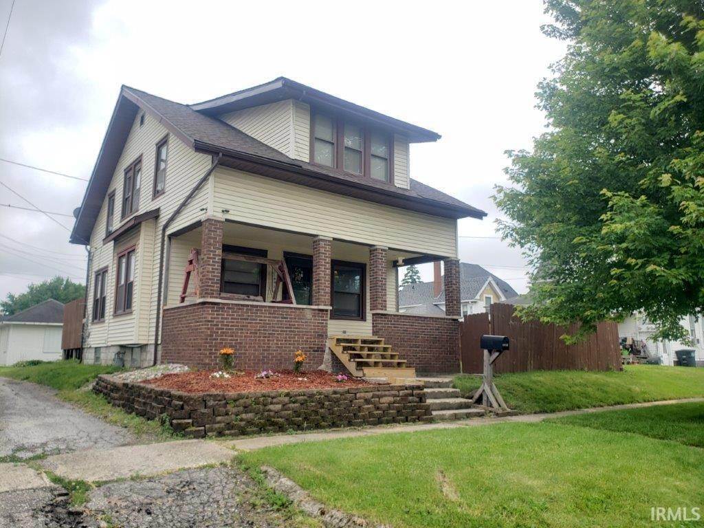 Single Family Homes por un Venta en 114 E High Street Kendallville, Indiana 46755 Estados Unidos
