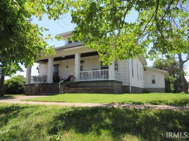 Single Family Homes 为 销售 在 721 Mill Street Mount Vernon, 印第安纳州 47620 美国