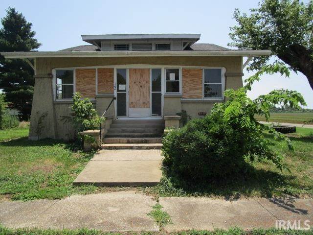 Single Family Homes por un Venta en 122 SW 2nd Street Griffin, Indiana 47616 Estados Unidos