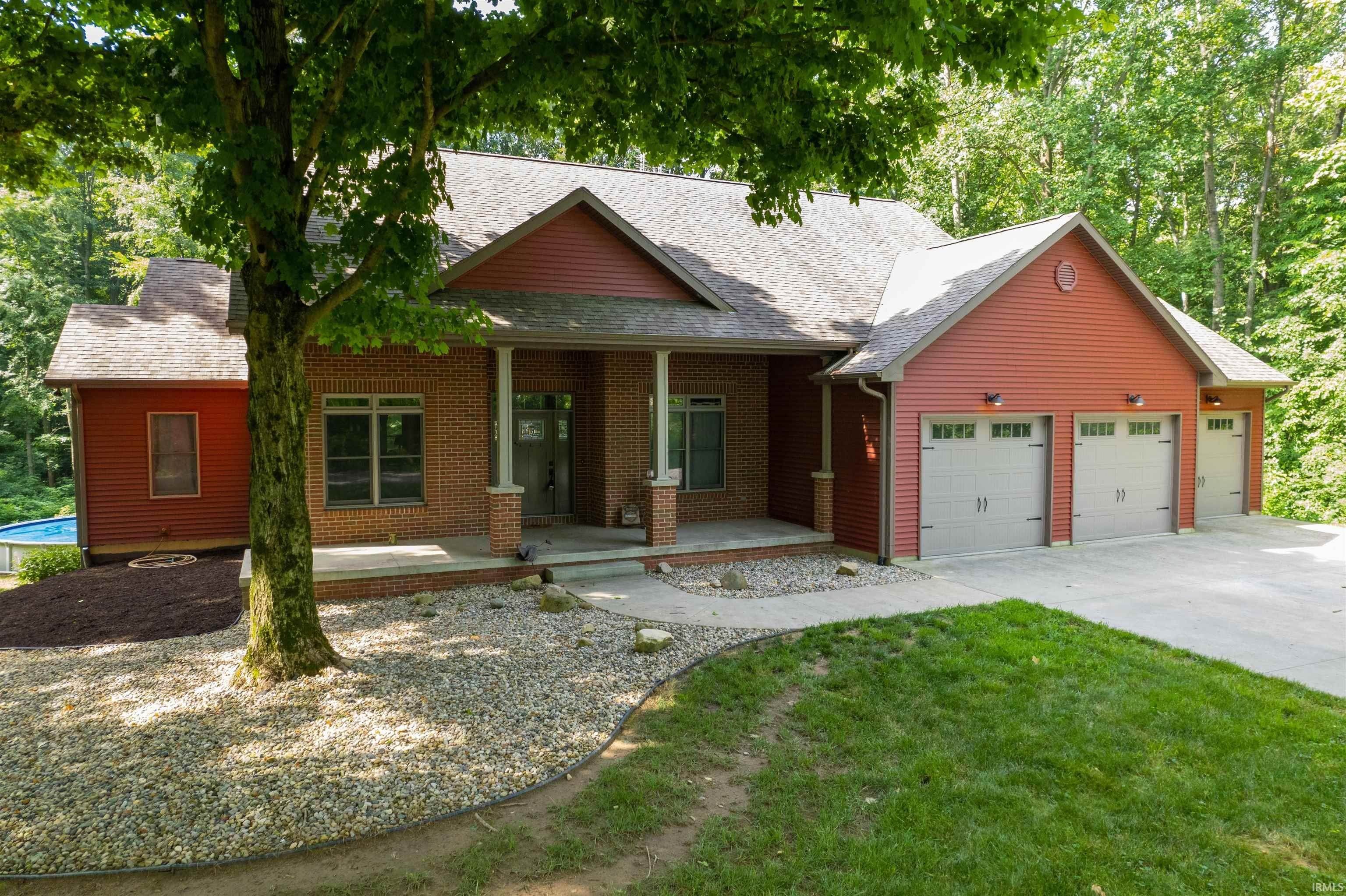 Single Family Homes pour l Vente à 4881 W 895 N Roann, Indiana 46974 États-Unis
