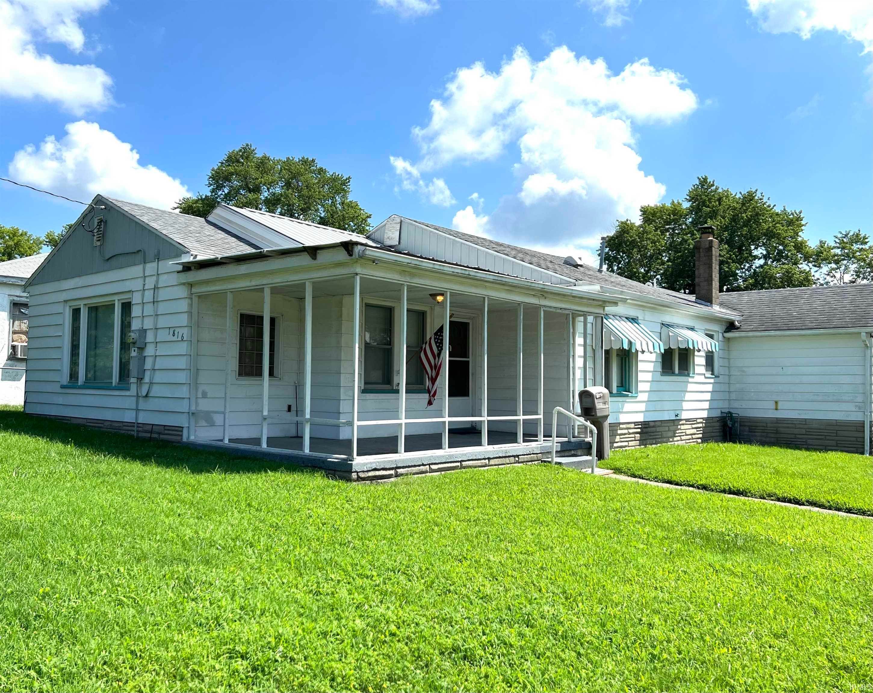Single Family Homes por un Venta en 1816 16th Street Lawrenceville, Illinois 62439 Estados Unidos