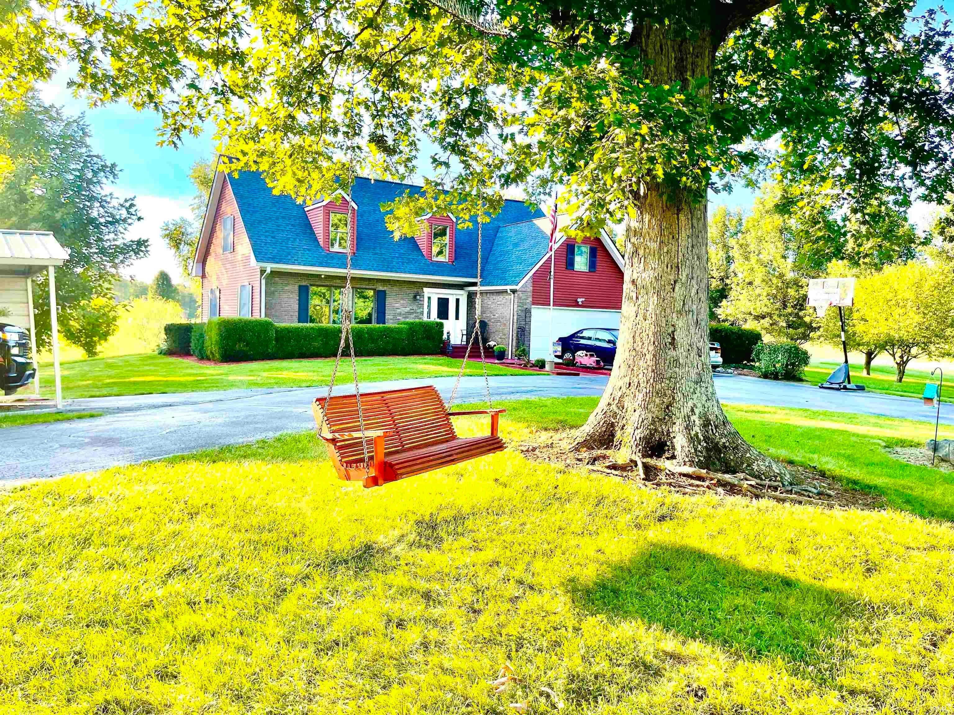Single Family Homes для того Продажа на 3425 Old Hwy 135 SW Corydon, Индиана 47112 Соединенные Штаты