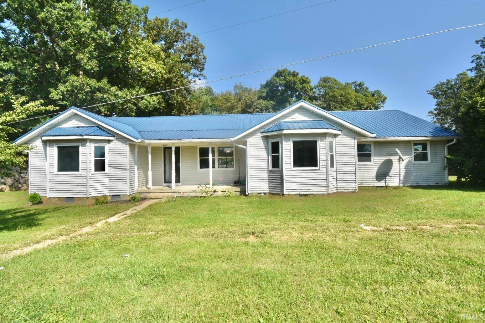 Single Family Homes 为 销售 在 3514 N 1230 W Linton, 印第安纳州 47441 美国