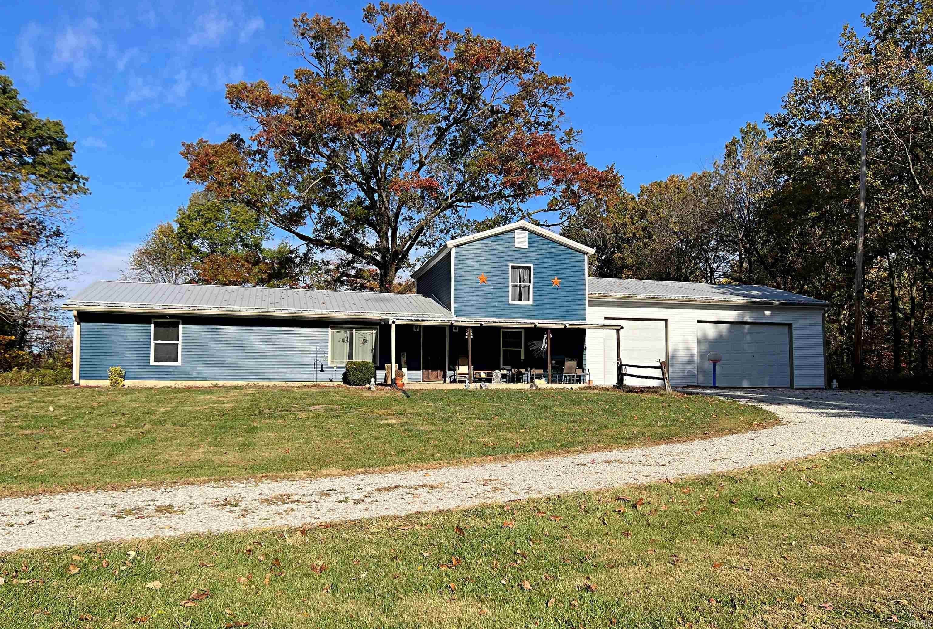 Single Family Homes для того Продажа на 5 Midland Meadows Linton, Индиана 47441 Соединенные Штаты