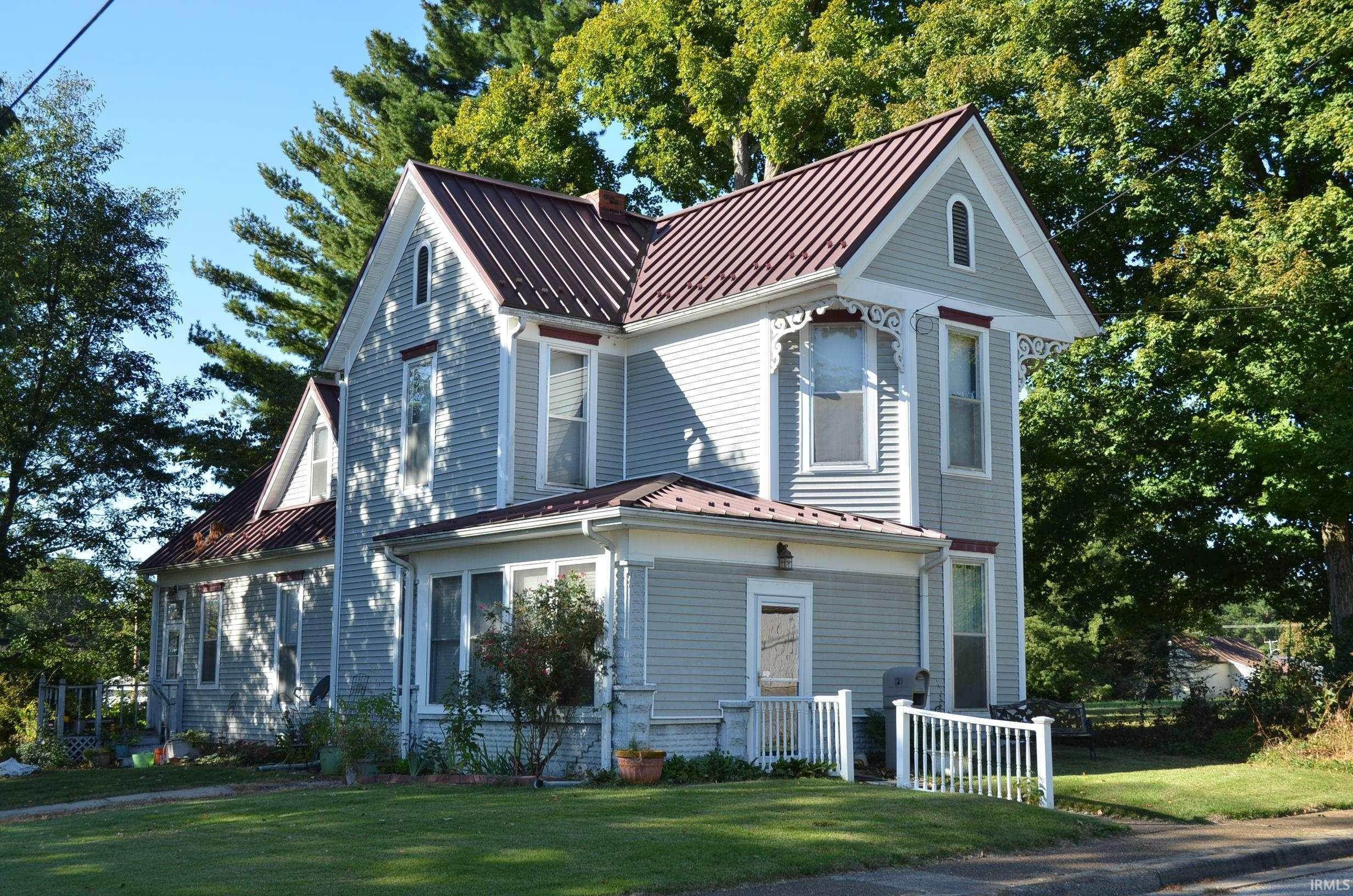 Single Family Homes por un Venta en 121 E First Street Huntingburg, Indiana 47542 Estados Unidos