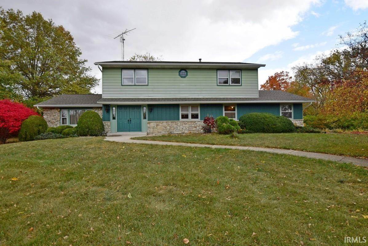 Single Family Homes pour l Vente à 1919 S 100 East Hartford City, Indiana 47348 États-Unis