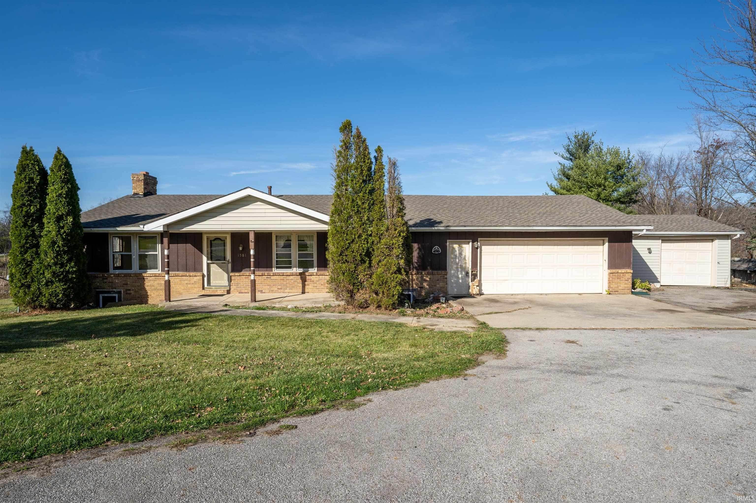 Single Family Homes 为 销售 在 1581 E Schug Road Columbia City, 印第安纳州 46725 美国