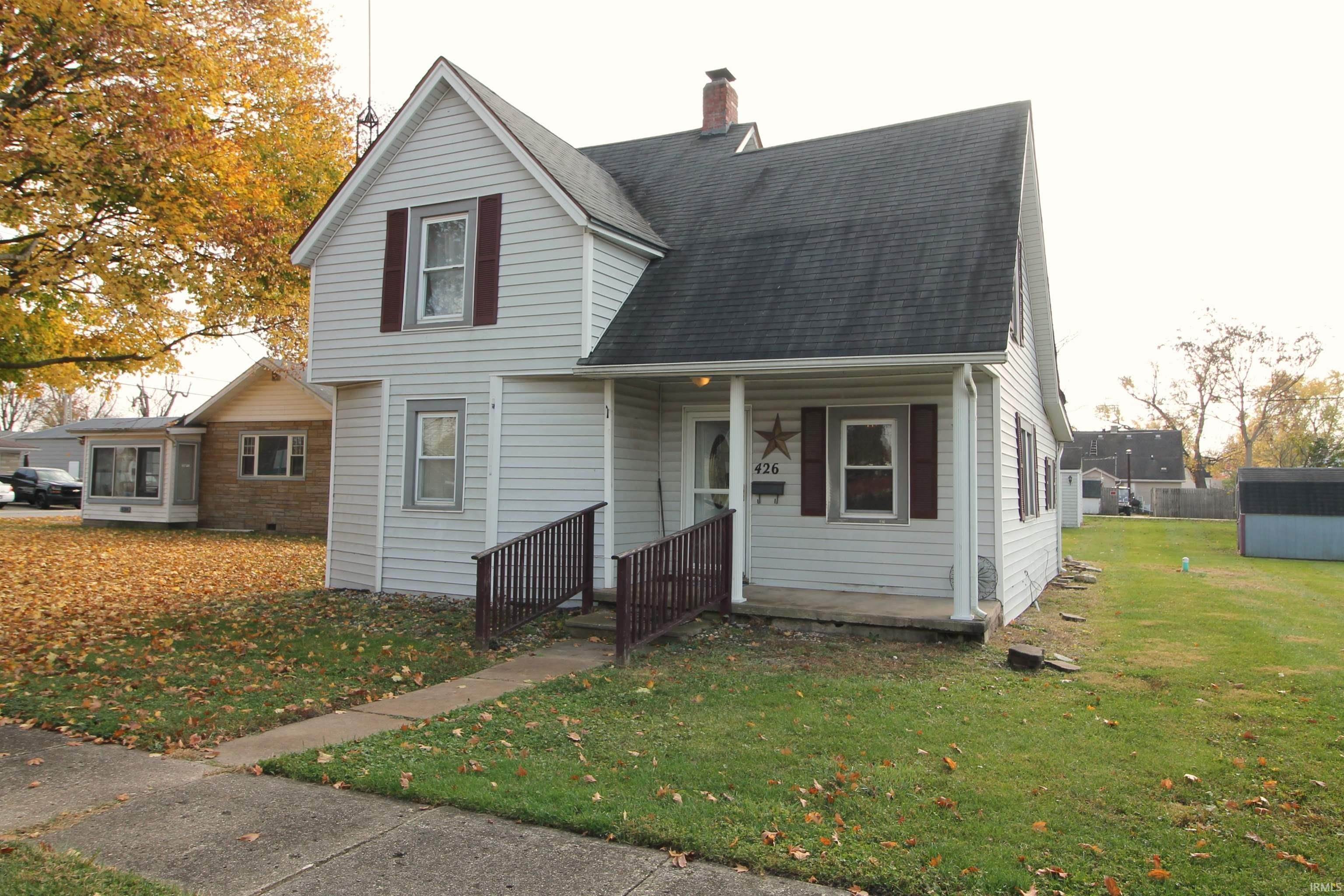 Single Family Homes pour l Vente à 426 E South C Street Gas City, Indiana 46933 États-Unis