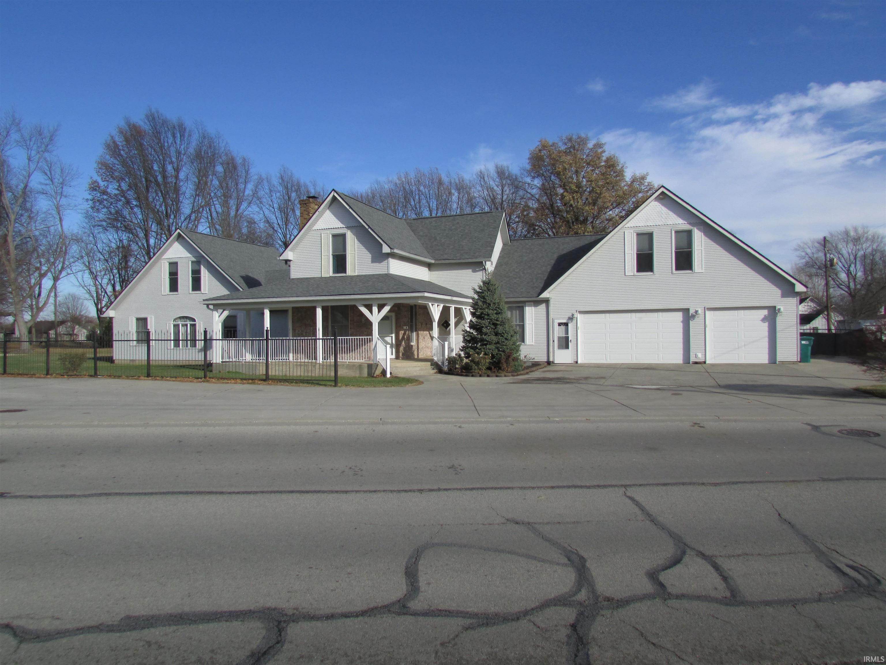 Single Family Homes por un Venta en 519 N Merrill Street Fortville, Indiana 46040 Estados Unidos
