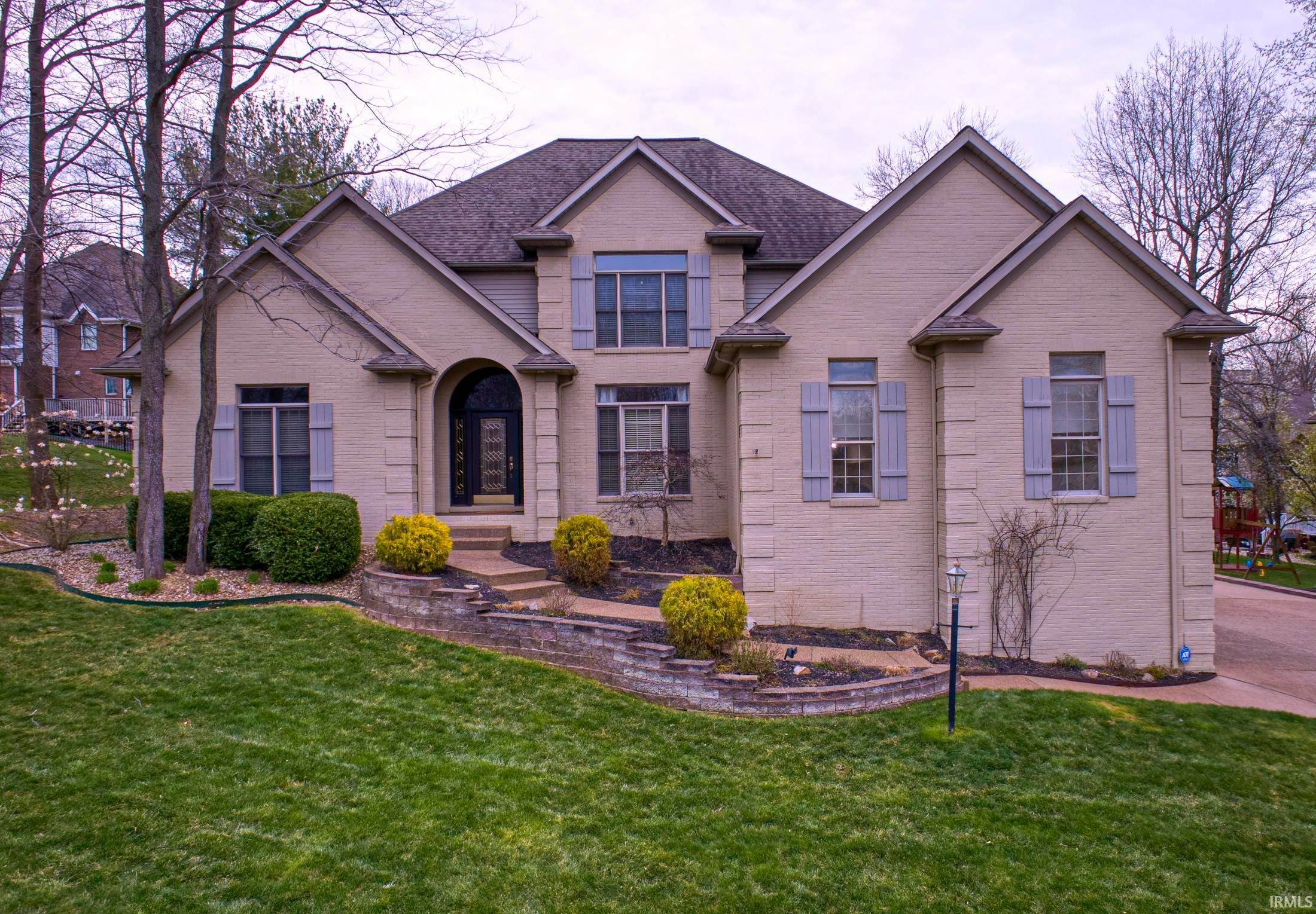 Single Family Homes por un Venta en 6972 Stonewick Drive Newburgh, Indiana 47630 Estados Unidos