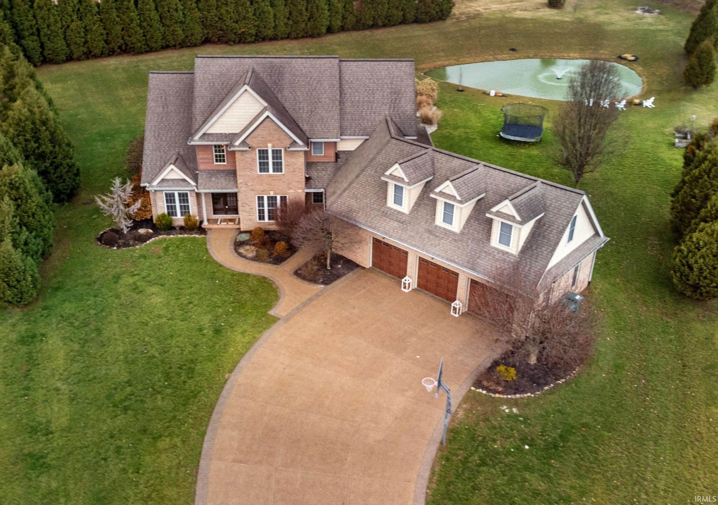 Single Family Homes для того Продажа на 13400 Tibarand Drive Evansville, Индиана 47725 Соединенные Штаты