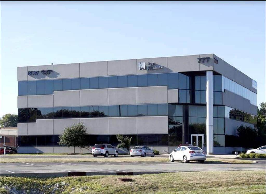 Commercial / Office at 777 Beachway Drive Indianapolis, Indiana 46224 United States