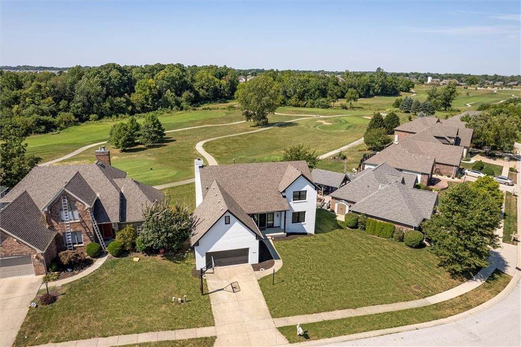 Single Family Homes pour l Vente à 120 Torrey Pine Drive Brownsburg, Indiana 46112 États-Unis