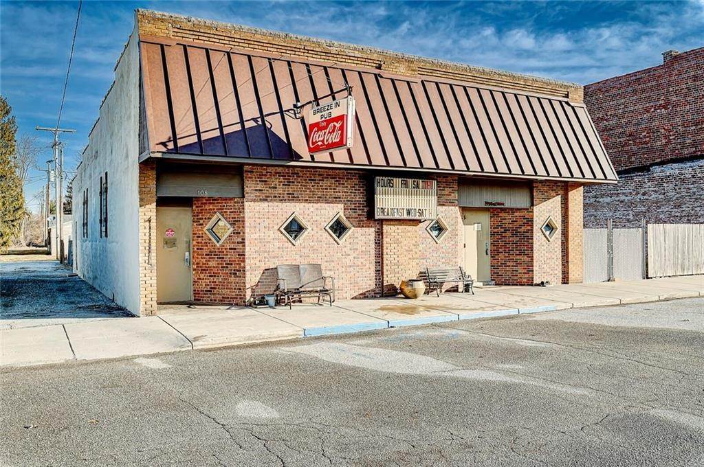 Retail - Commercial for Sale at 108 W Railroad Street Kempton, Indiana 46049 United States