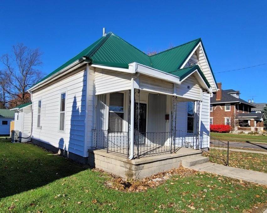 Single Family Homes 为 销售 在 1037 N Main Street Rushville, 印第安纳州 46173 美国