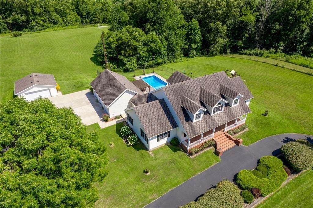 Single Family Homes 为 销售 在 250 S County Road 265 North Vernon, 印第安纳州 47265 美国