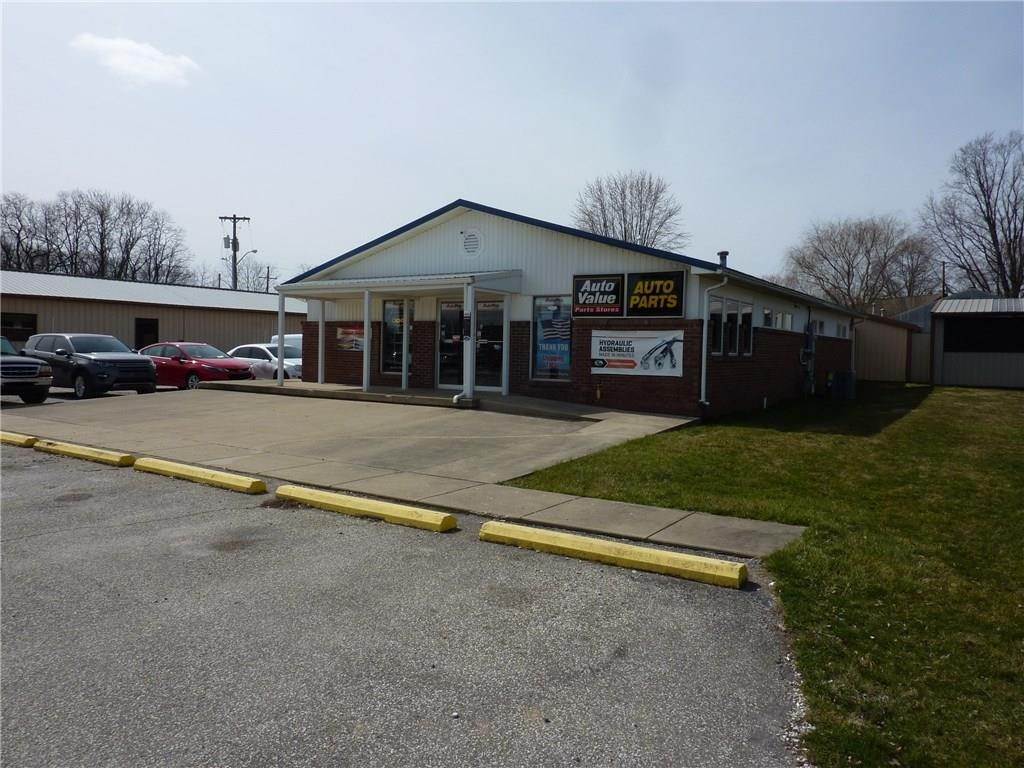 Retail - Commercial for Sale at 780 N Lincoln Road Rockville, Indiana 47872 United States