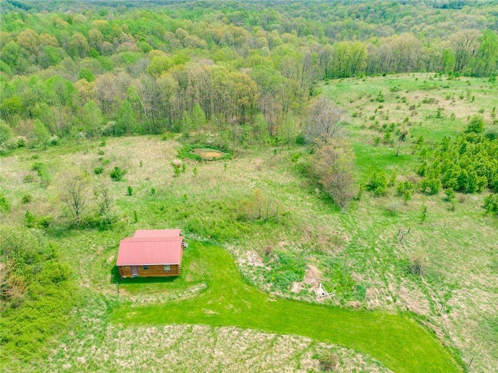 Single Family Homes for Sale at 1757 S Walnut Grove Road Bloomfield, Indiana 47424 United States