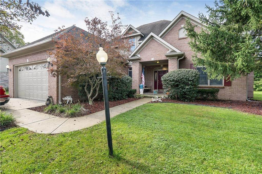 Single Family Homes 为 销售 在 6573 Golden Oak Lane 雅芳, 印第安纳州 46123 美国