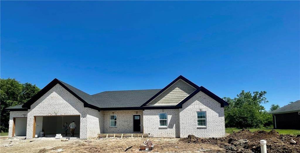Single Family Homes 为 销售 在 246 Pratt Lane Covington, 印第安纳州 47932 美国