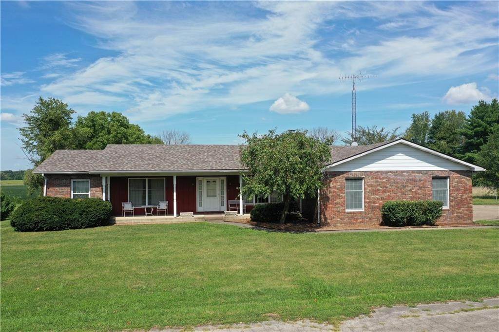 Single Family Homes pour l Vente à 76 W Parke Court Marshall, Indiana 47859 États-Unis