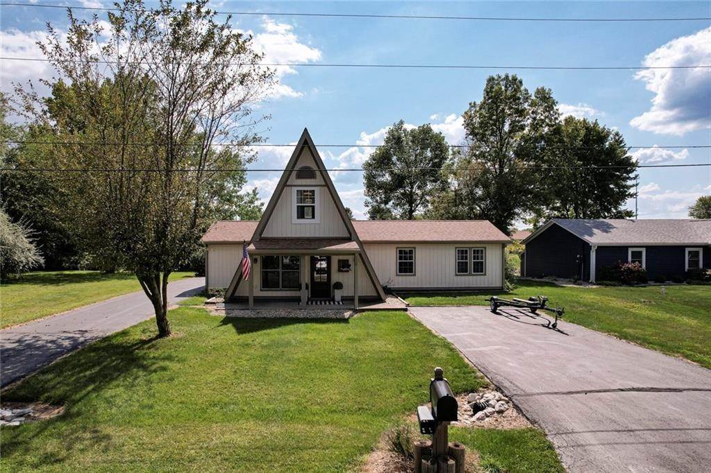Single Family Homes 为 销售 在 204 Patriots Landing Fillmore, 印第安纳州 46128 美国