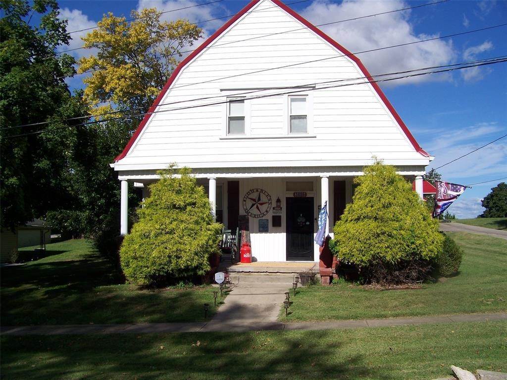 Single Family Homes por un Venta en 306 N High Street Brownstown, Indiana 47220 Estados Unidos