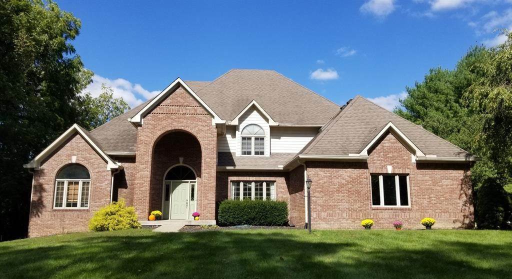 Single Family Homes 为 销售 在 6214 E County Road 700 Plainfield, 印第安纳州 46168 美国