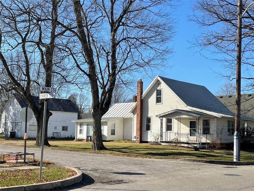 Single Family Homes pour l Vente à 211 E Main Street Arcadia, Indiana 46030 États-Unis