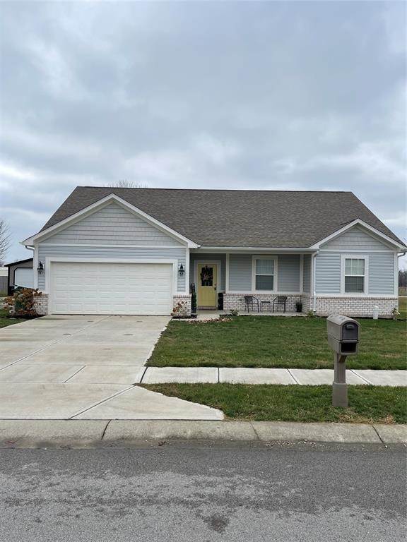 Single Family Homes pour l Vente à 3850 E Killarny Court Cloverdale, Indiana 46120 États-Unis