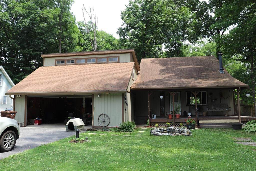 Single Family Homes pour l Vente à 287 Lincoln Hills Coatesville, Indiana 46121 États-Unis