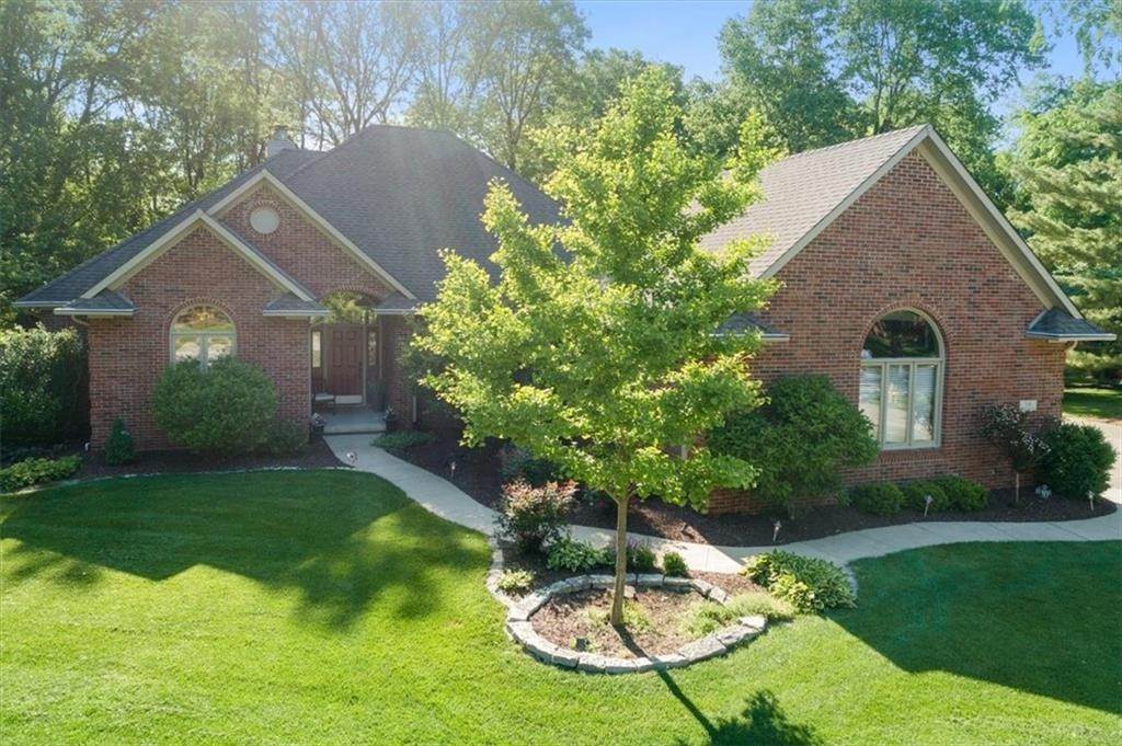 Single Family Homes для того Продажа на 14 Ridgeline Drive Brownsburg, Индиана 46112 Соединенные Штаты