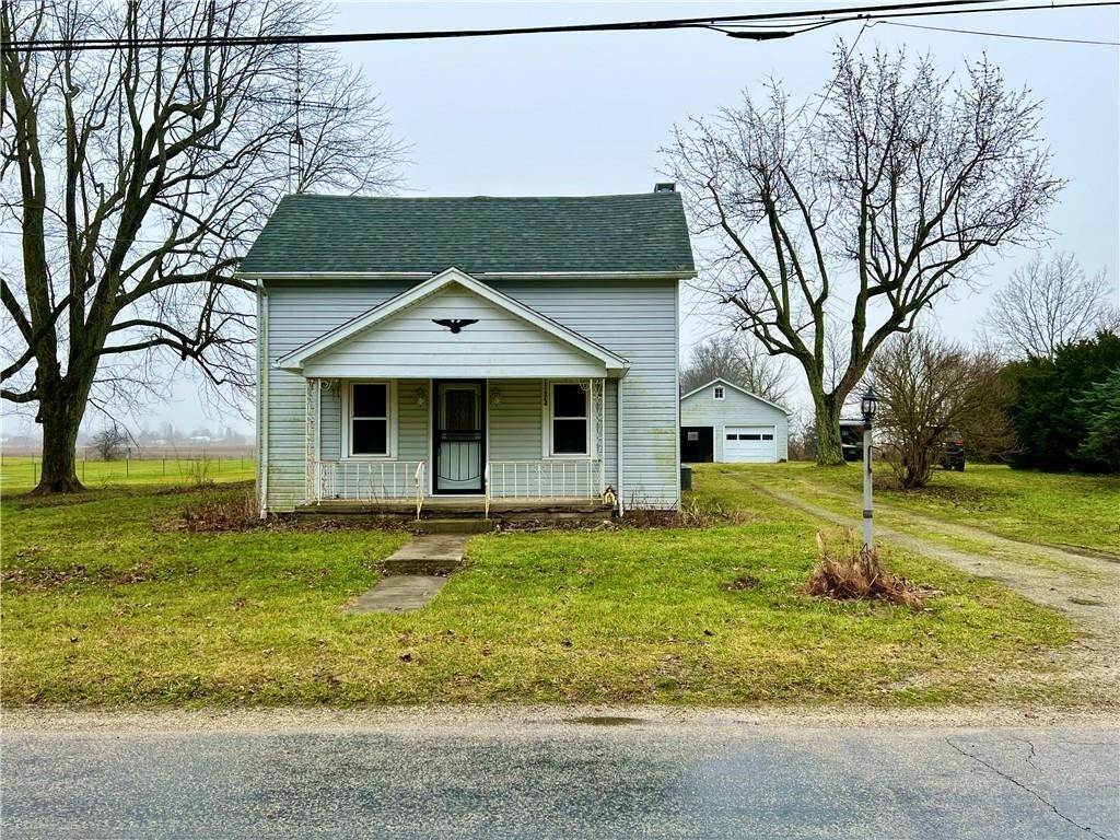 Single Family Homes for Sale at 12623 W Windsor Road Parker City, Indiana 47368 United States