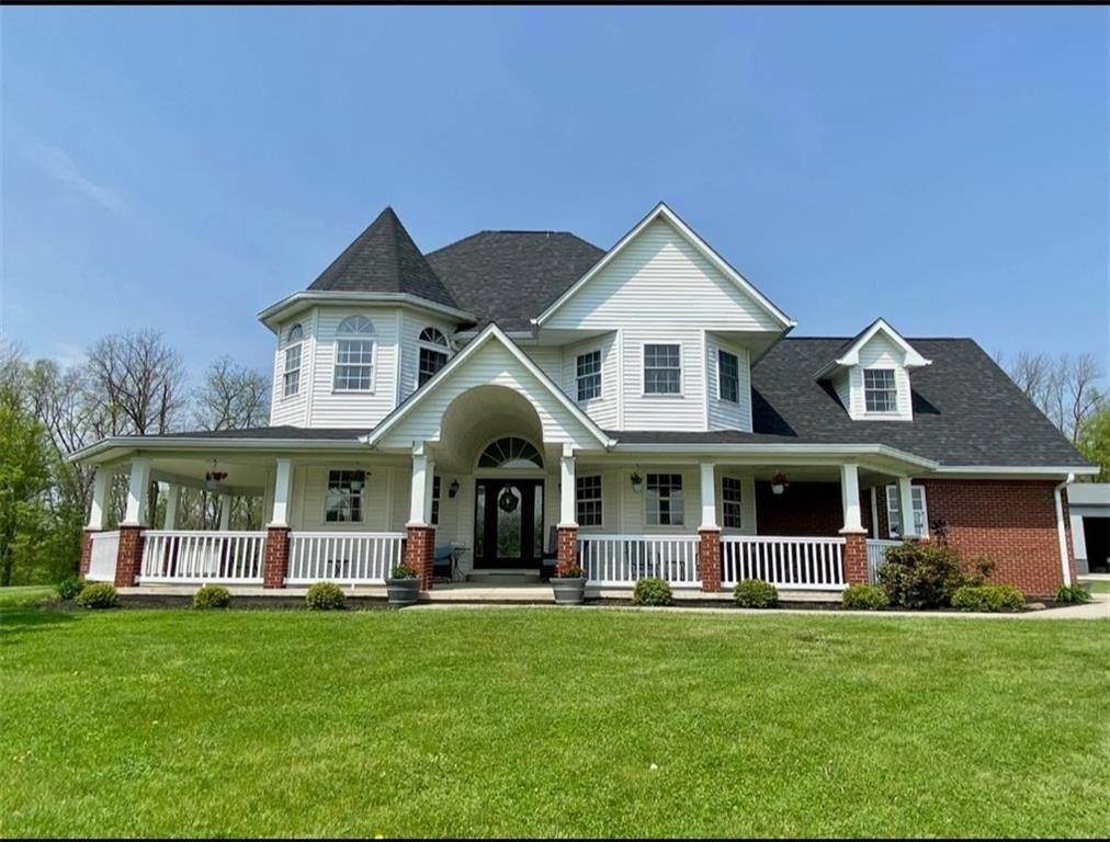 Single Family Homes 为 销售 在 1184 W 350 Greencastle, 印第安纳州 46135 美国