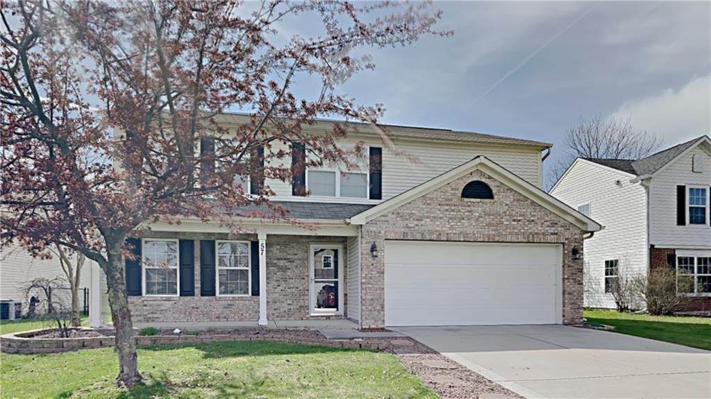 Single Family Homes 为 销售 在 57 Hilltop Farms Boulevard New Whiteland, 印第安纳州 46184 美国