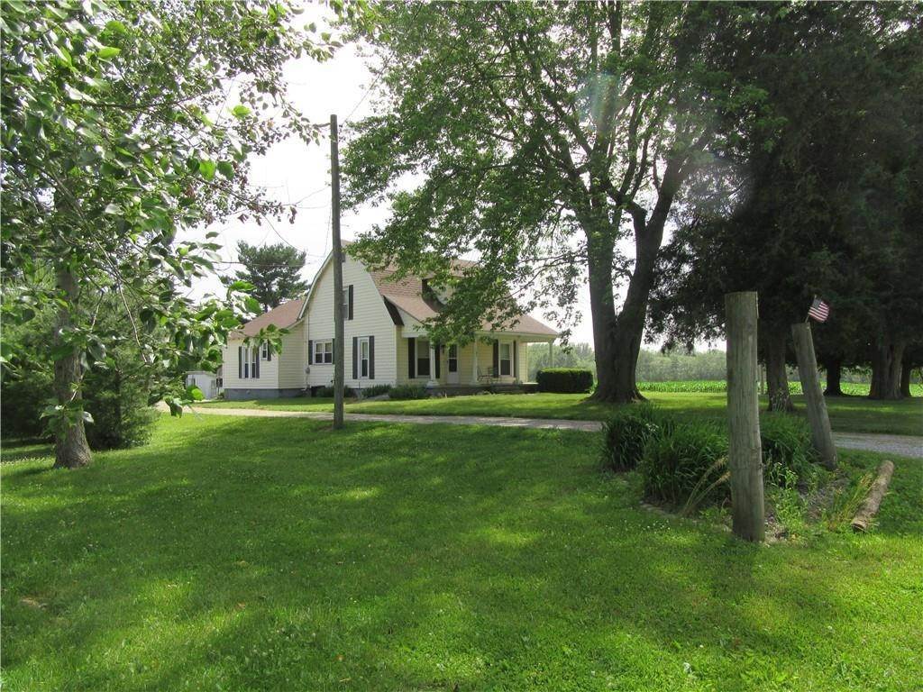 Single Family Homes for Sale at 7927 E 1100 Ladoga, Indiana 47954 United States